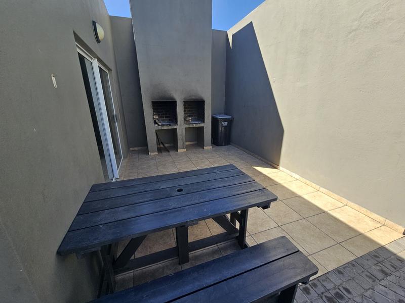 2 Bedroom Property for Sale in Costa Da Gama Western Cape